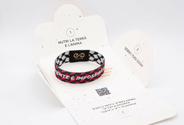 bracciale motivazionale niente e impossibile con packaging